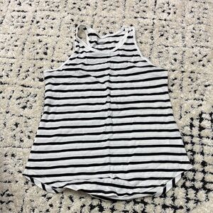 Girls old navy flowy tank